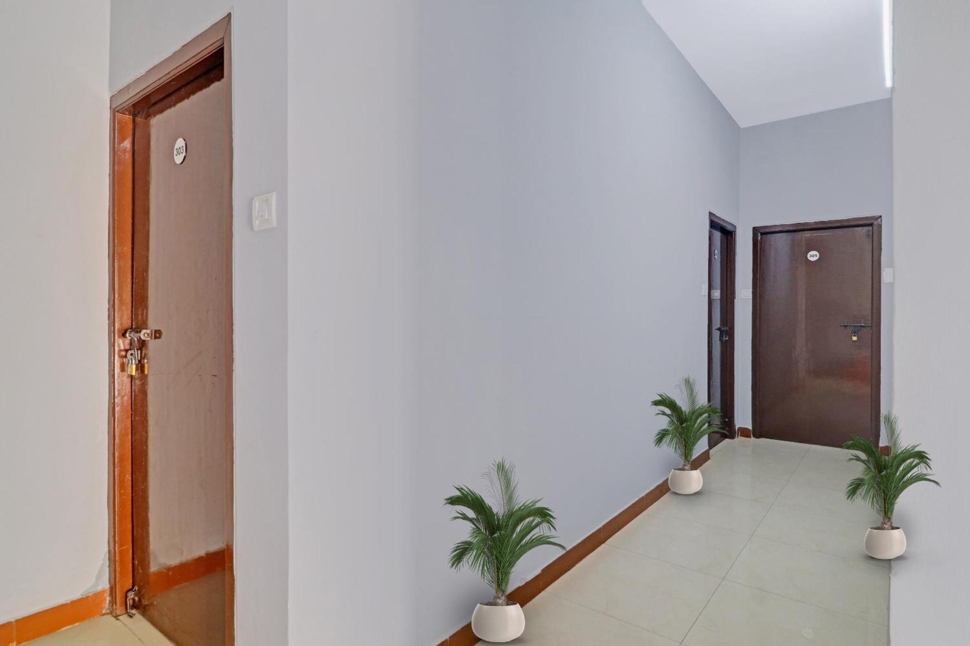 Kondapur  Hotel O Jagannath Near Shilparamam מראה חיצוני תמונה